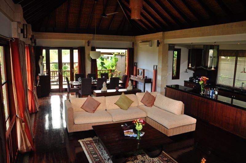 Villa Jalak Bali ジンバラン エクステリア 写真